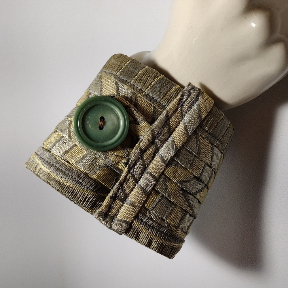Wristlet